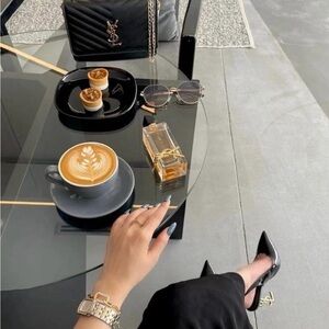 Meet your Posher, Kathia